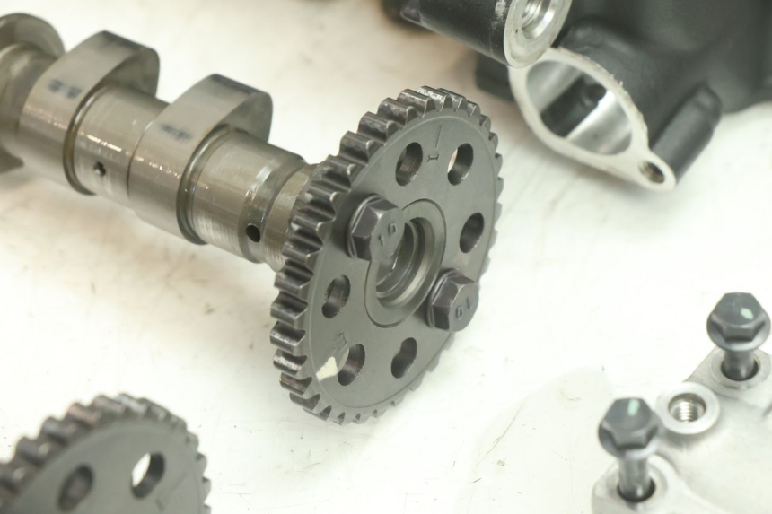 photo de GŁOWICA CYLINDRA YAMAHA YZF R6 600 (2008 - 2009) - Część sprawdzona