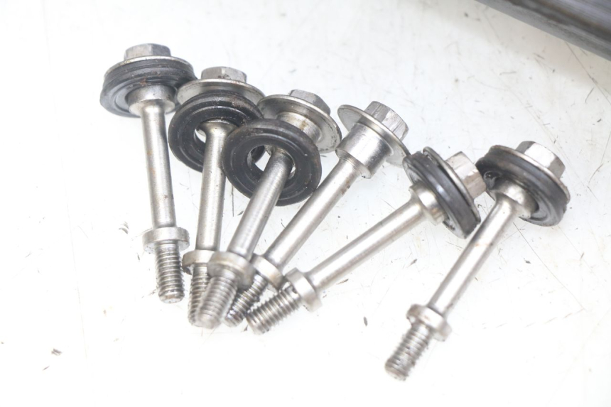 photo de GŁOWICA SILNIKA KAWASAKI Z 750 (2007 - 2013) - Szczegół części