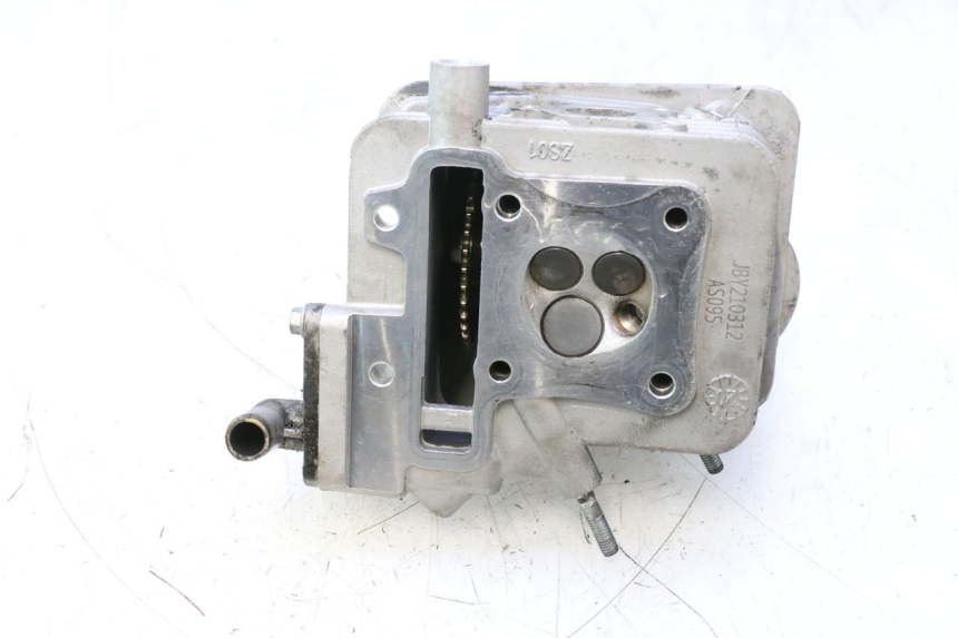 photo de GŁOWICA CYLINDRA PIAGGIO ZIP IGET 4T 50 (2021 - 2023) - Zoom stanu zużycia
