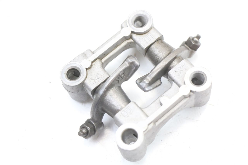 photo de GŁOWICA CYLINDRA UNIVERSAL BIKE ZN50QT-11B 50 (2018 - 2021) - Szczegóły charakterystyczne