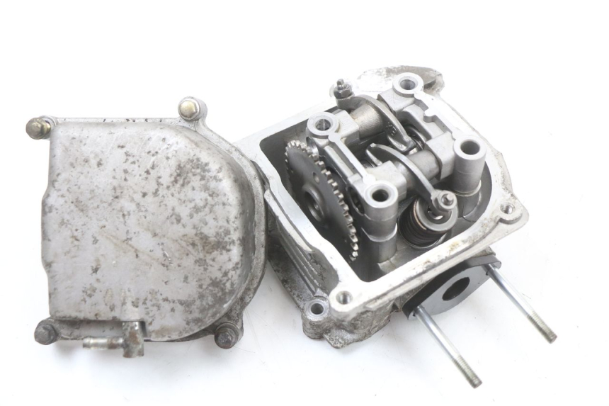 photo de GŁOWICA CYLINDRA UNIVERSAL BIKE ZN50QT-11B 50 (2018 - 2021) - Zbliżenie techniczne