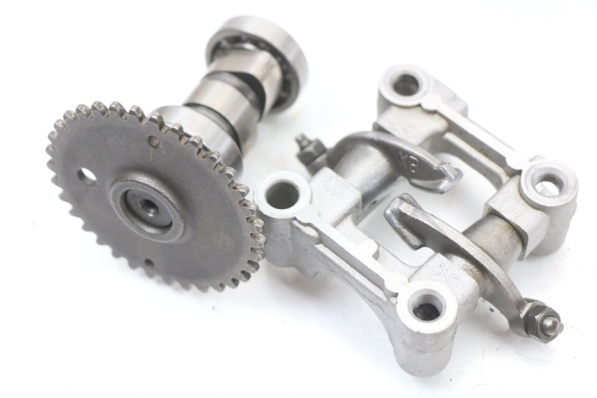 photo de GŁOWICA CYLINDRA UNIVERSAL BIKE ZN50QT-11B 50 (2018 - 2021) - Stan powierzchni