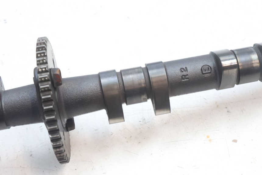 photo de GŁOWICA CYLINDRA KAWASAKI ZZR 600 (1995 - 2004) - Zbliżenie komponentów