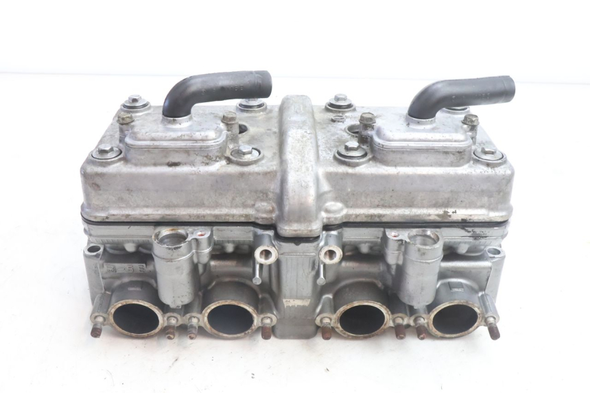 photo de GŁOWICA CYLINDRA KAWASAKI ZZR 600 (1995 - 2004) - Inny kąt widzenia