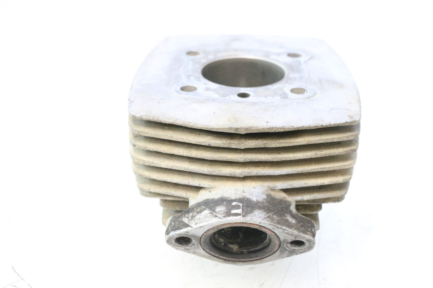 photo de CYLINDER PEUGEOT 103 SPX CLIP 50 (1989 - 1992) - Widok z bliska