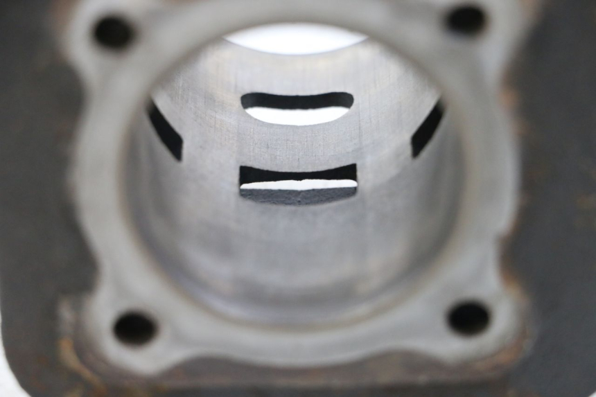 photo de CYLINDER PEUGEOT BUXY 50 (1993 - 1998) - Stan powierzchni