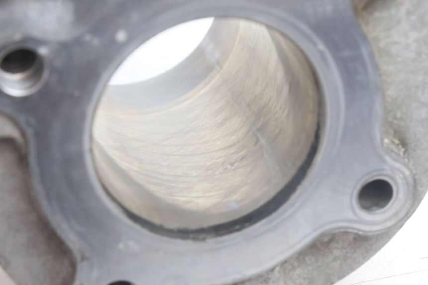 photo de CYLINDER YAMAHA BW'S BWS 125 (2010 - 2013) - Punkty mocowania
