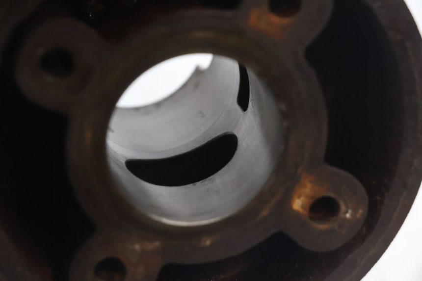 photo de CYLINDER HM HONDA DERAPAGE 50 (2007 - 2009) - Zbliżenie techniczne