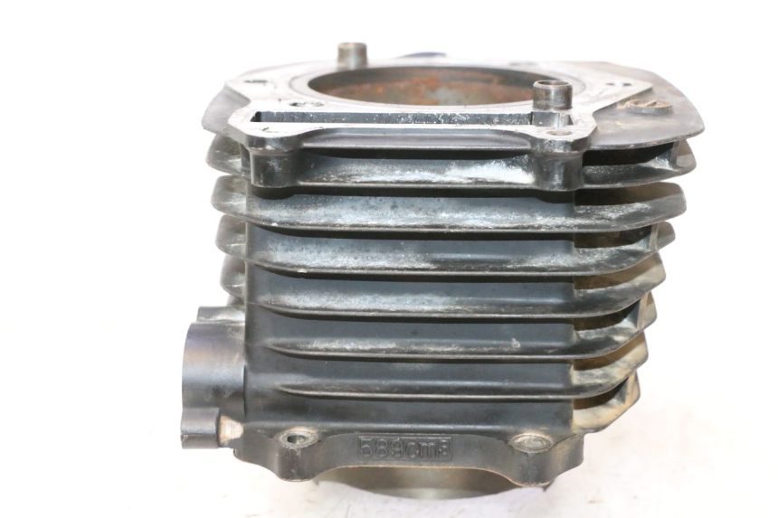 photo de CYLINDER SUZUKI DR S 600 (1985 - 1989) - Zbliżenie komponentów