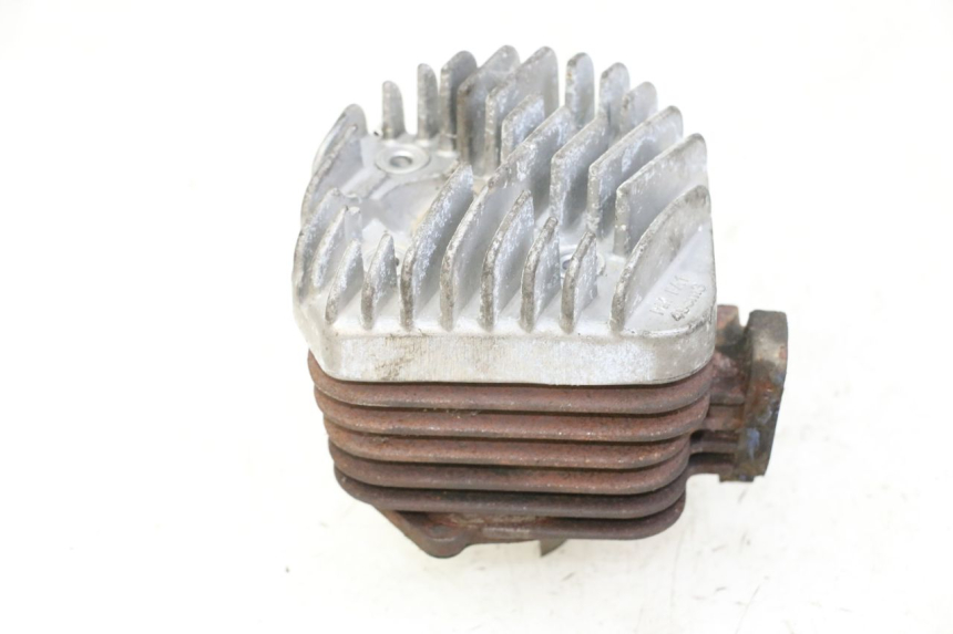 photo de CYLINDER PEUGEOT KISBEE 2T 50 (2010 - 2017) - Szczegóły charakterystyczne