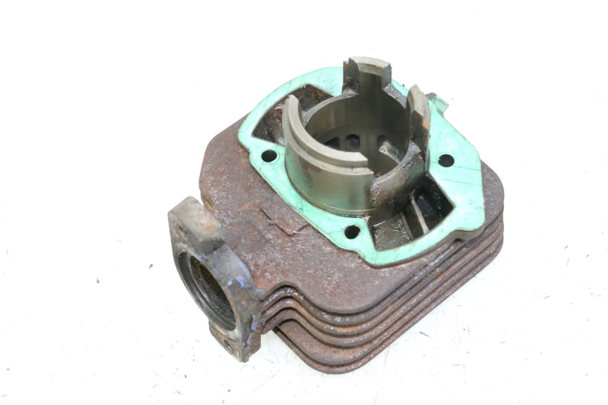 photo de CYLINDER PEUGEOT KISBEE 2T 50 (2010 - 2017) - Punkty mocowania