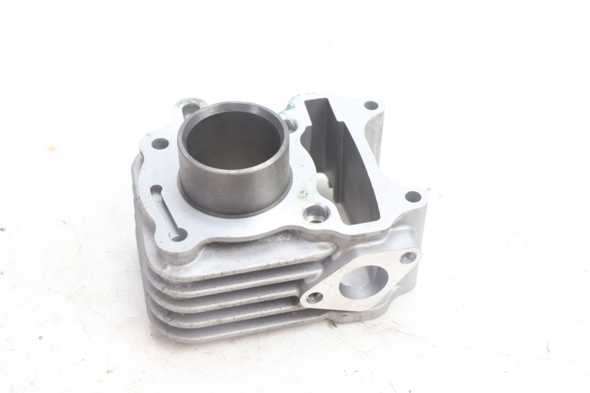 photo de CYLINDER SYM ORBIT III 3 4T 50 (2021 - 2025) - Punkty mocowania