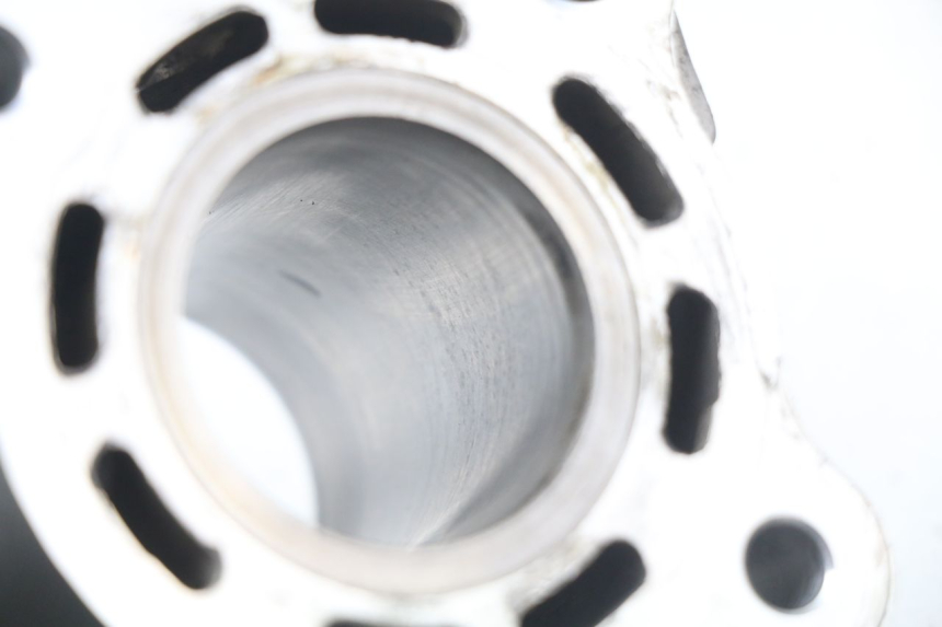 photo de CYLINDER MBK OVETTO 4T 50 (2008 - 2016) - Inny kąt widzenia