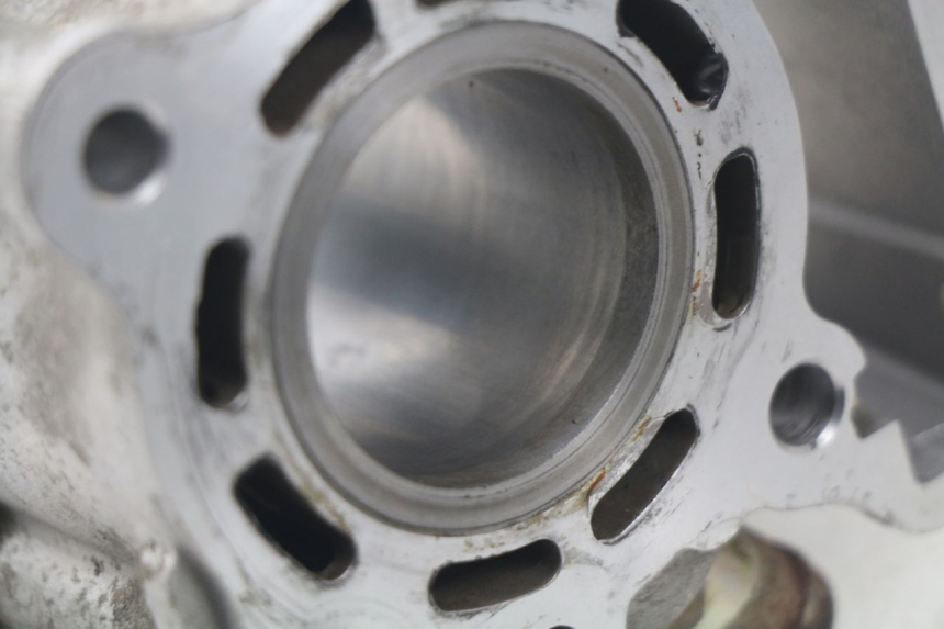 photo de CYLINDER MBK OVETTO 4T 50 (2008 - 2016) - Zbliżenie techniczne