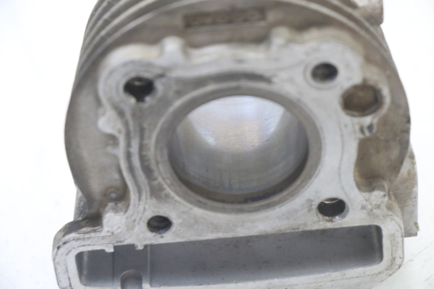 photo de CYLINDER PEUGEOT KISBEE 4T 50 (2018 - 2022) - Widok ogólny