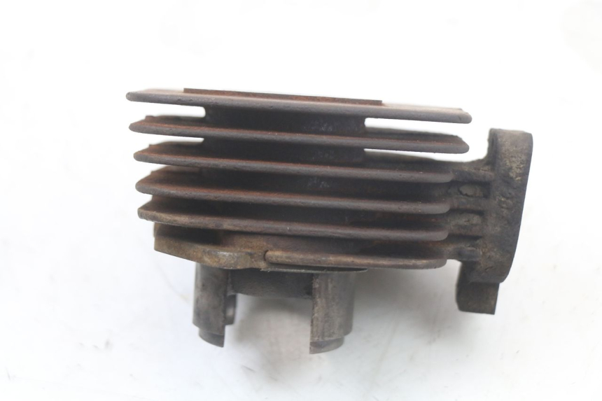 photo de CYLINDER PEUGEOT LUDIX 50 (2005 - 2007) - Zbliżenie komponentów