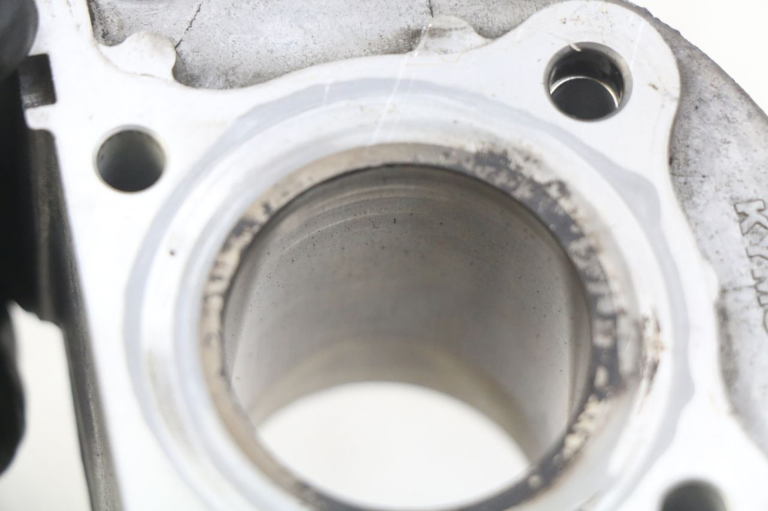 photo de CYLINDER TŁOK KYMCO AGILITY 16+ 4T 50 (2018 - 2023) - Inny kąt widzenia