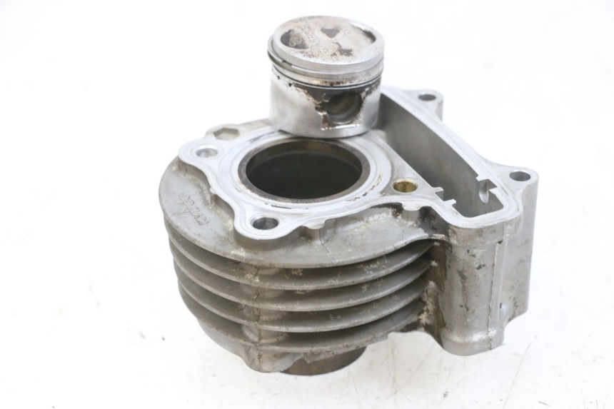 photo de CYLINDER TŁOK KYMCO AGILITY 16+ 4T 50 (2018 - 2023) - Widok główny