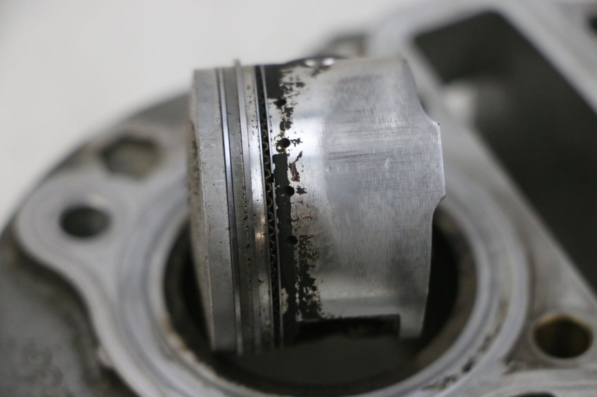 photo de CYLINDER TŁOK KYMCO AGILITY 16+ 4T 50 (2018 - 2023) - Zdjęcie dodatkowe