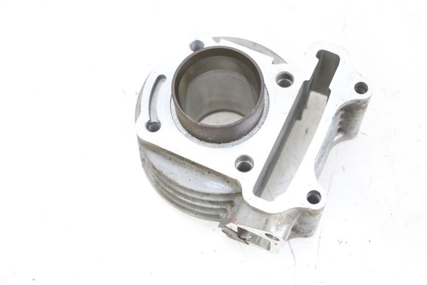 photo de CYLINDER TŁOK KYMCO AGILITY 16+ 4T 50 (2018 - 2023) - Część sprawdzona