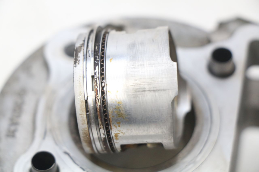 photo de CYLINDER TŁOK KYMCO AGILITY 4T 50 (2005 - 2018) - Kontrola wizualna