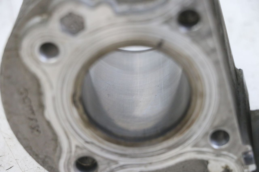 photo de CYLINDER TŁOK KYMCO AGILITY 4T 50 (2018 - 2022) - Punkty mocowania