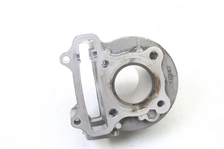 photo de CYLINDER TŁOK KYMCO AGILITY 4T 50 (2018 - 2022) - Punkty mocowania