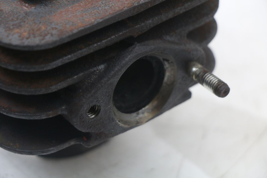 photo de CYLINDER TŁOK APRILIA SR MOTARD 50 (2012 - 2018) - Inny kąt widzenia