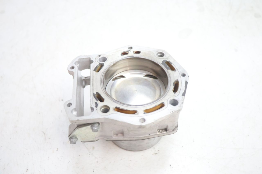 photo de TYLNY CYLINDER TŁOKA GILERA GP 800 (2007 - 2013) - Zbliżenie techniczne