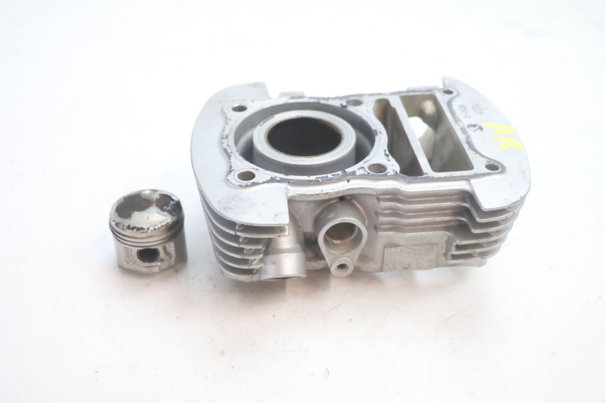 photo de TYLNY CYLINDER TŁOKA HONDA XLV VARADERO 125 (2007 - 2012) - Szczegół części