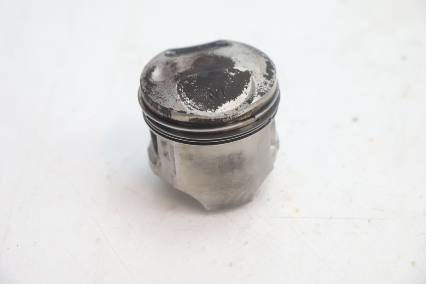 photo de TYLNY CYLINDER TŁOKA HONDA XLV VARADERO 125 (2007 - 2012) - Widok z bliska