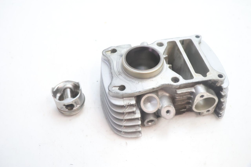 photo de TYLNY CYLINDER TŁOKA HONDA XLV VARADERO 125 (2007 - 2012) - Zoom stanu zużycia