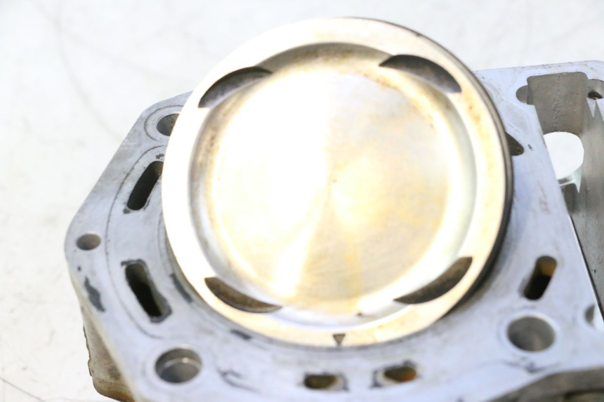 photo de PRZEDNI TŁOK CYLINDRA GILERA GP 800 (2007 - 2013) - Alternatywny kąt