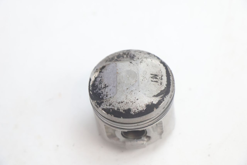 photo de PRZEDNI TŁOK CYLINDRA HONDA XLV VARADERO 125 (2007 - 2012) - Widok z bliska