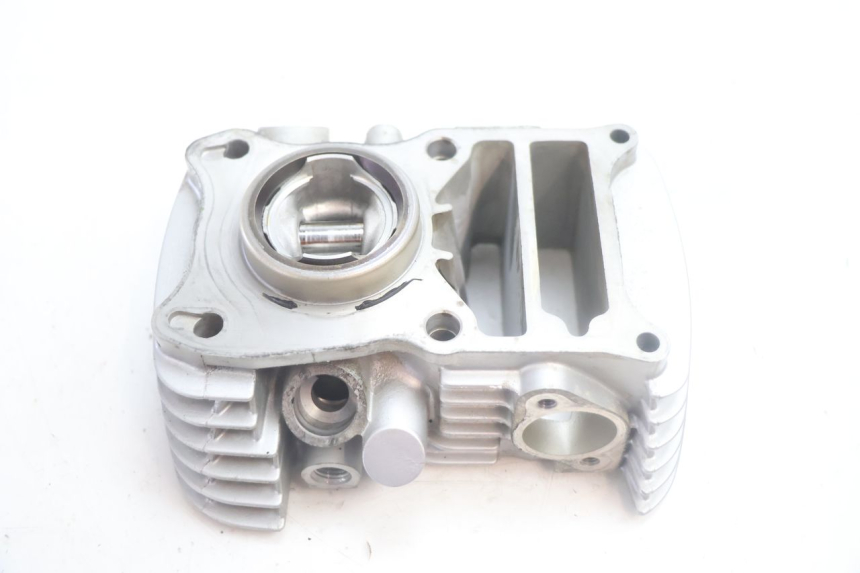 photo de PRZEDNI TŁOK CYLINDRA HONDA XLV VARADERO 125 (2007 - 2012) - Widok ogólny