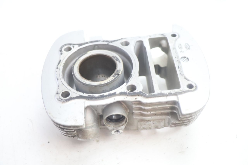 photo de PRZEDNI TŁOK CYLINDRA HONDA XLV VARADERO 125 (2007 - 2012) - Punkty mocowania