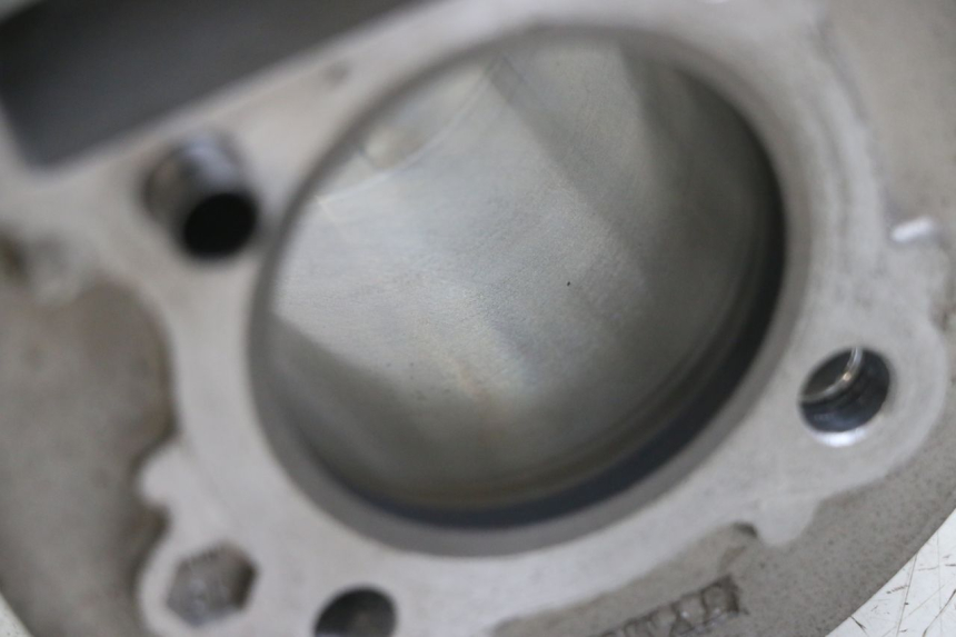 photo de CYLINDER TŁOK JONWAY AZTRAL 125 (2008 - 2017) - Zoom stanu zużycia