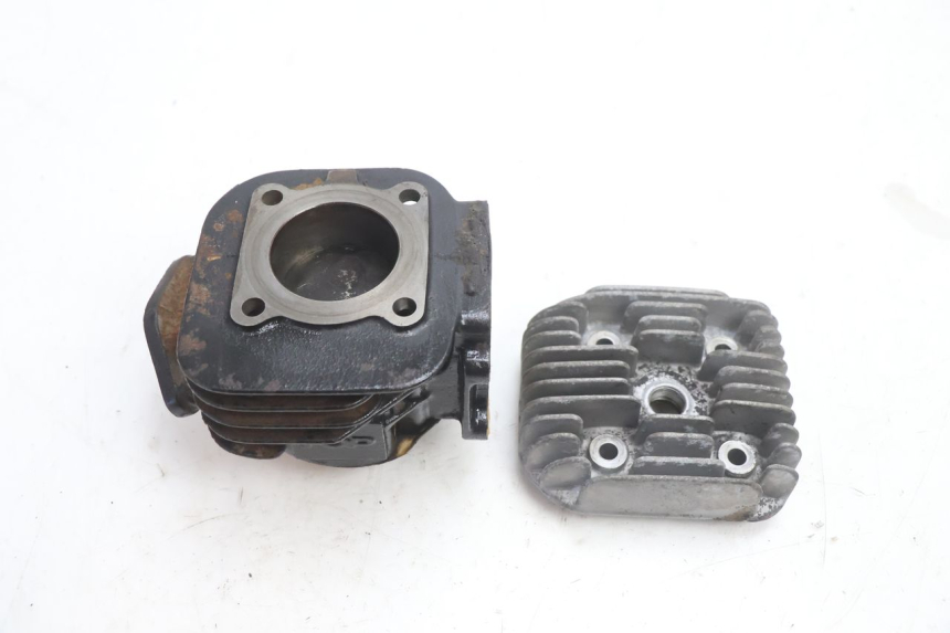 photo de TŁOK CYLINDRA MBK BOOSTER SPIRIT 50 (1996 - 1999) - Punkty mocowania