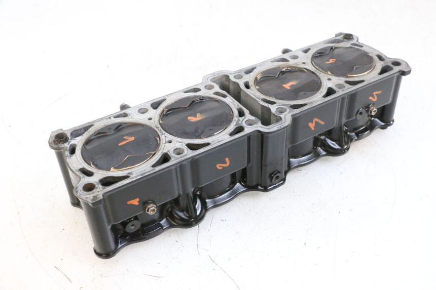 photo de CYLINDER TŁOK MV AGUSTA BRUTALE R WALLY 910 (2008 - 2008) - Zoom stanu zużycia