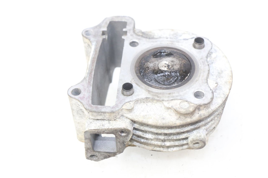 photo de CYLINDER TŁOK BAOTIAN BT 50 QT-12 50 (2007 - 2009) - Szczegół części