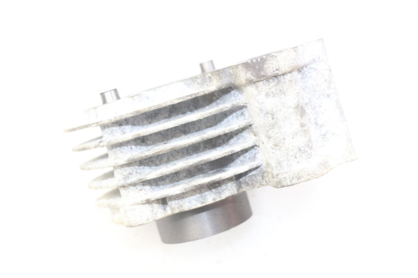 photo de CYLINDER TŁOK BAOTIAN BT 50 QT-12 50 (2007 - 2009) - Zbliżenie techniczne