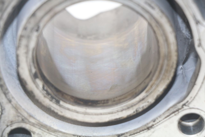 photo de CYLINDER TŁOK SUZUKI BURGMAN 125 (2007 - 2014) - Inny kąt widzenia