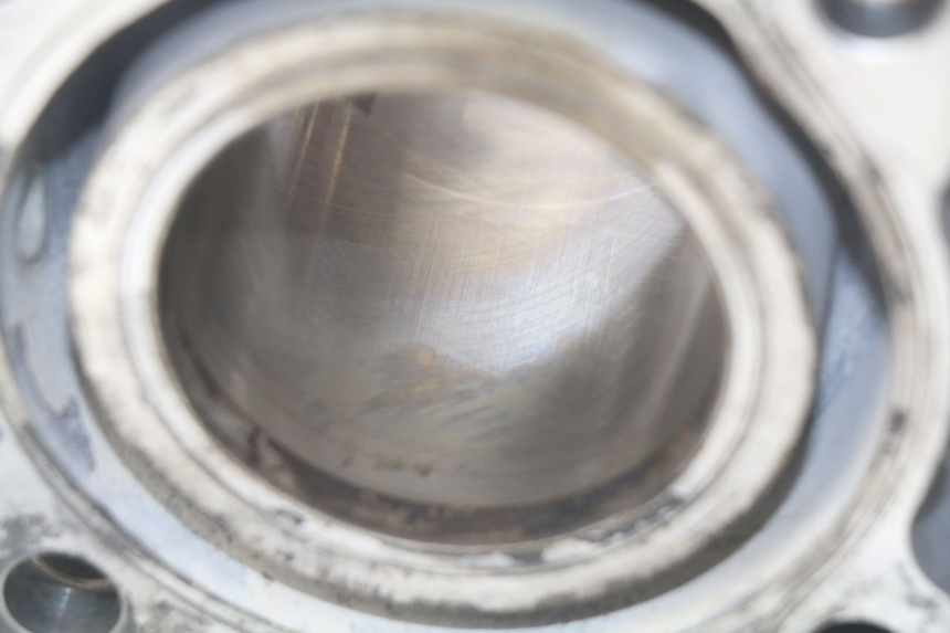 photo de CYLINDER TŁOK SUZUKI BURGMAN 125 (2007 - 2014) - Punkty mocowania