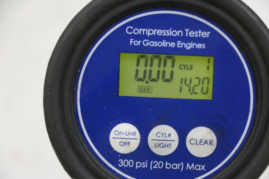 photo de CYLINDER TŁOK SUZUKI BURGMAN 650 (2013 - 2020) - Inny kąt widzenia