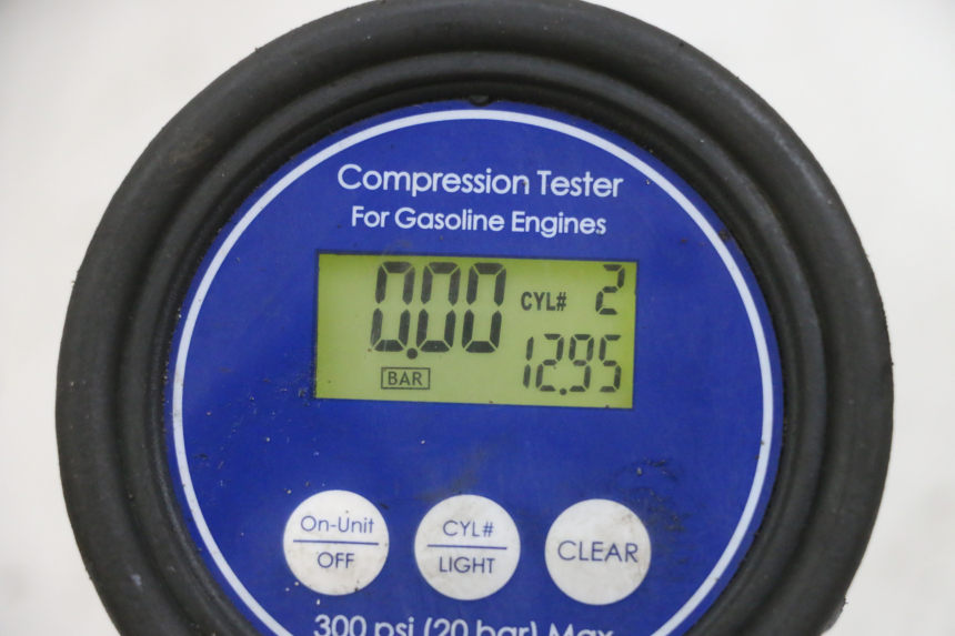 photo de CYLINDER TŁOK SUZUKI BURGMAN 650 (2013 - 2020) - Zbliżenie techniczne