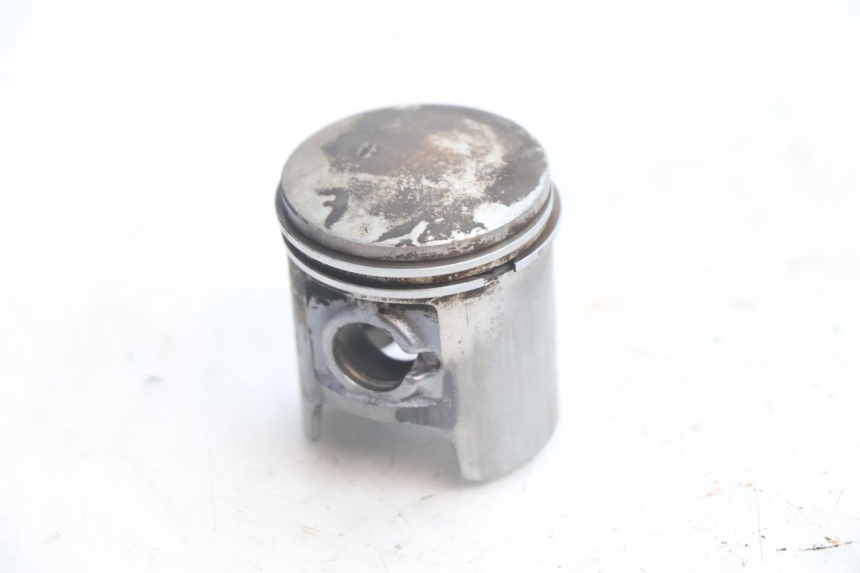 photo de CYLINDER TŁOK PEUGEOT BUXY 50 (1993 - 1998) - Widok z bliska