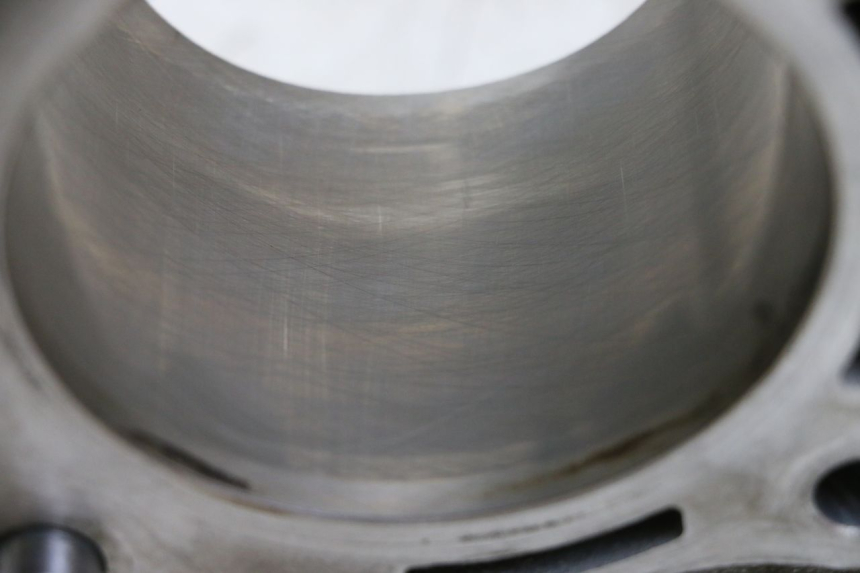 photo de CYLINDER TŁOK HONDA CRF R 250 (2020 - 2021) - Część sprawdzona