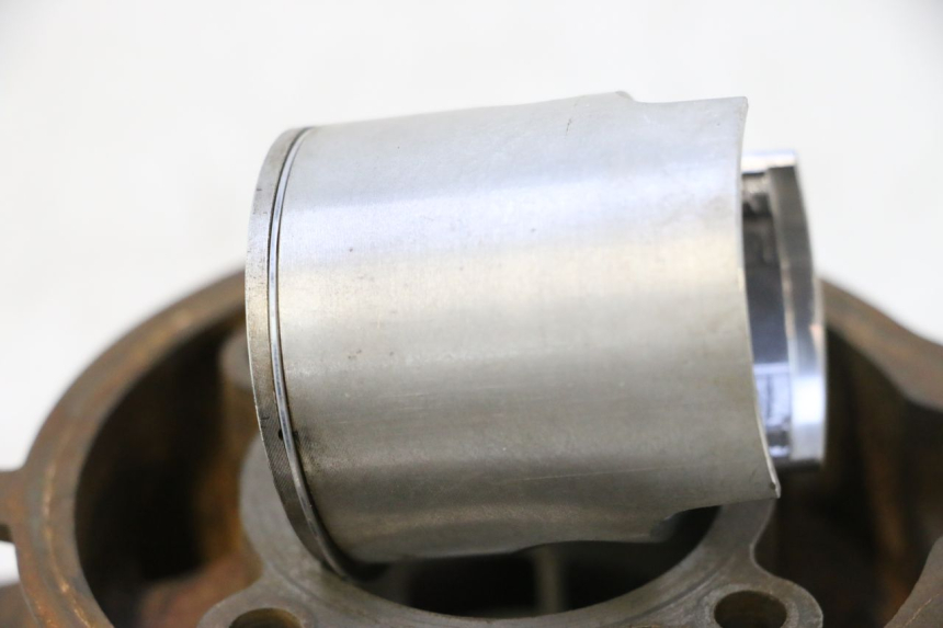 photo de TŁOK CYLINDRA HM HONDA CRM DERAPAGE RR 50 (2006 - 2017) - Alternatywny kąt