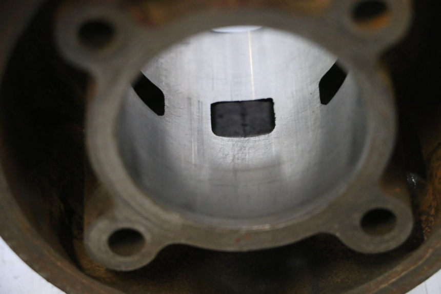 photo de TŁOK CYLINDRA HM HONDA CRM DERAPAGE RR 50 (2006 - 2017) - Oznaczenia i referencje