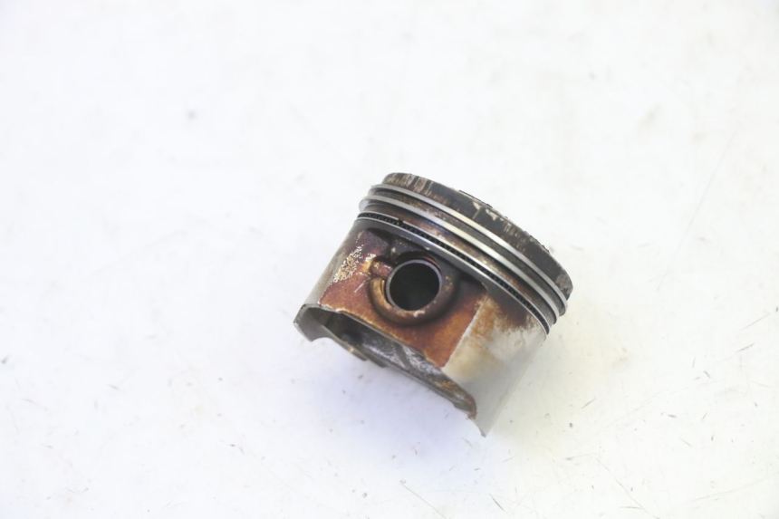 photo de CYLINDER TŁOK SYM CROX 4T 50 (2016 - 2023) - Widok z bliska